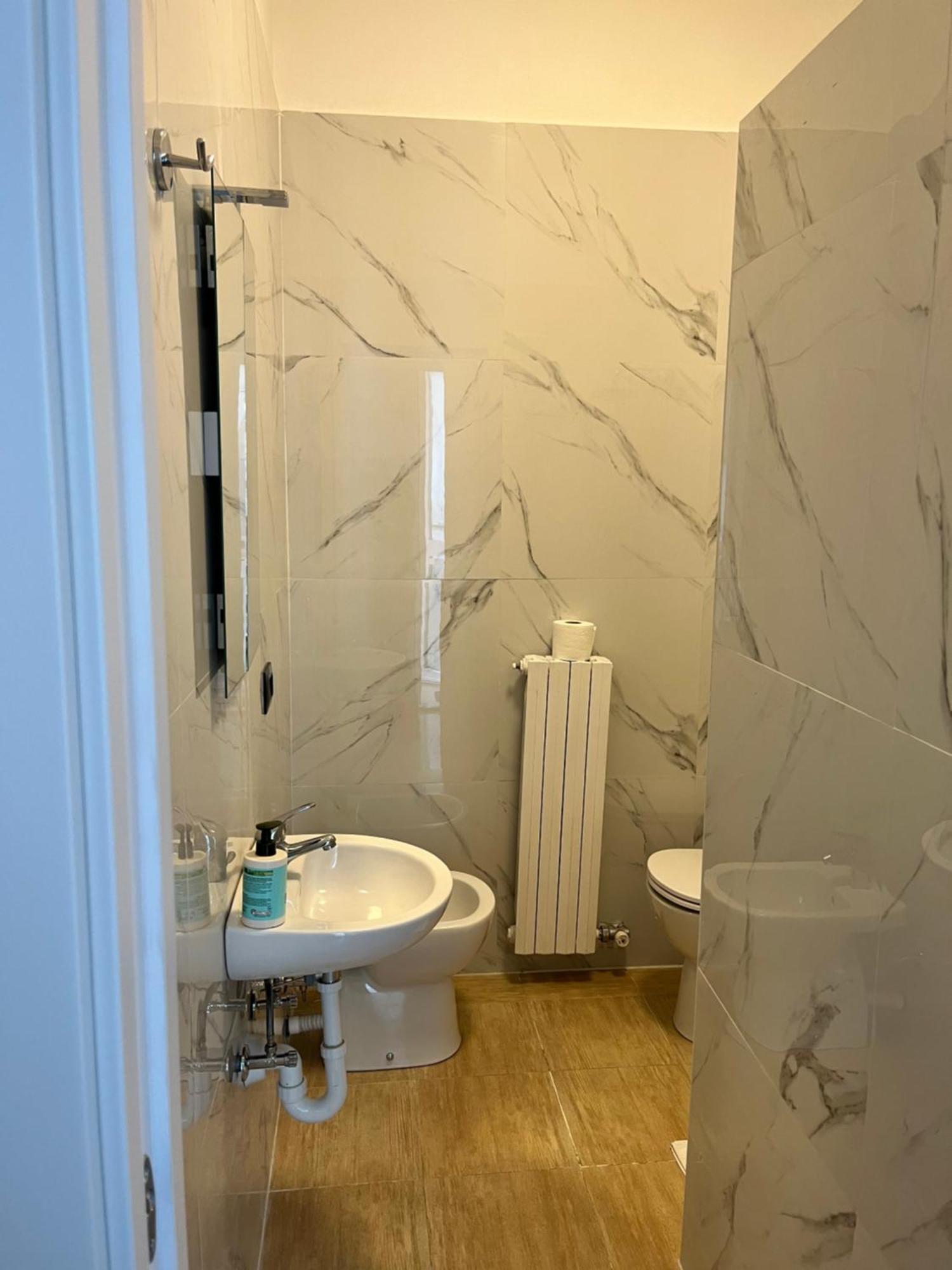 Camera Con Bagno Mirjana Cislago Экстерьер фото